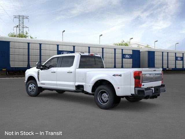2026 Ford Super Duty F-350 DRW F-350® King Ranch®