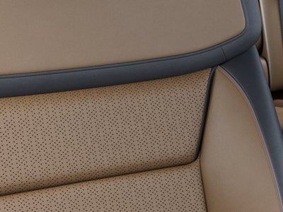 2027 Ford Super Duty F-450 DRW F-450® Lariat®