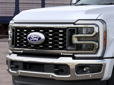 2027 Ford Super Duty F-450 DRW F-450® Lariat®
