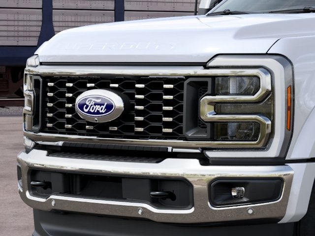 2027 Ford Super Duty F-450 DRW F-450® Lariat®