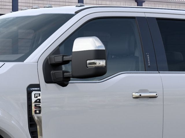 2027 Ford Super Duty F-450 DRW F-450® Lariat®